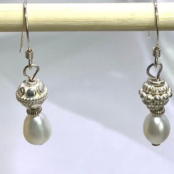 ADQ# Sterling 925 Silver & Pearl Earrings - Picture 8 of 12